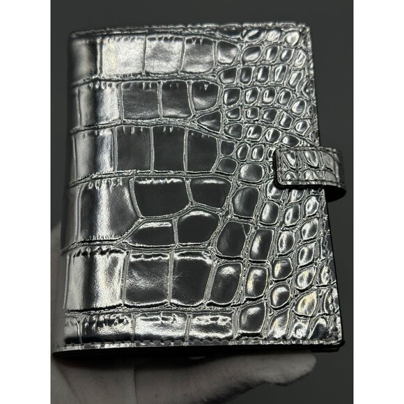 Michael Kors Empire Silver Crocodile Embossed Leather Passport Wallet **READ** - Picture 16 of 16